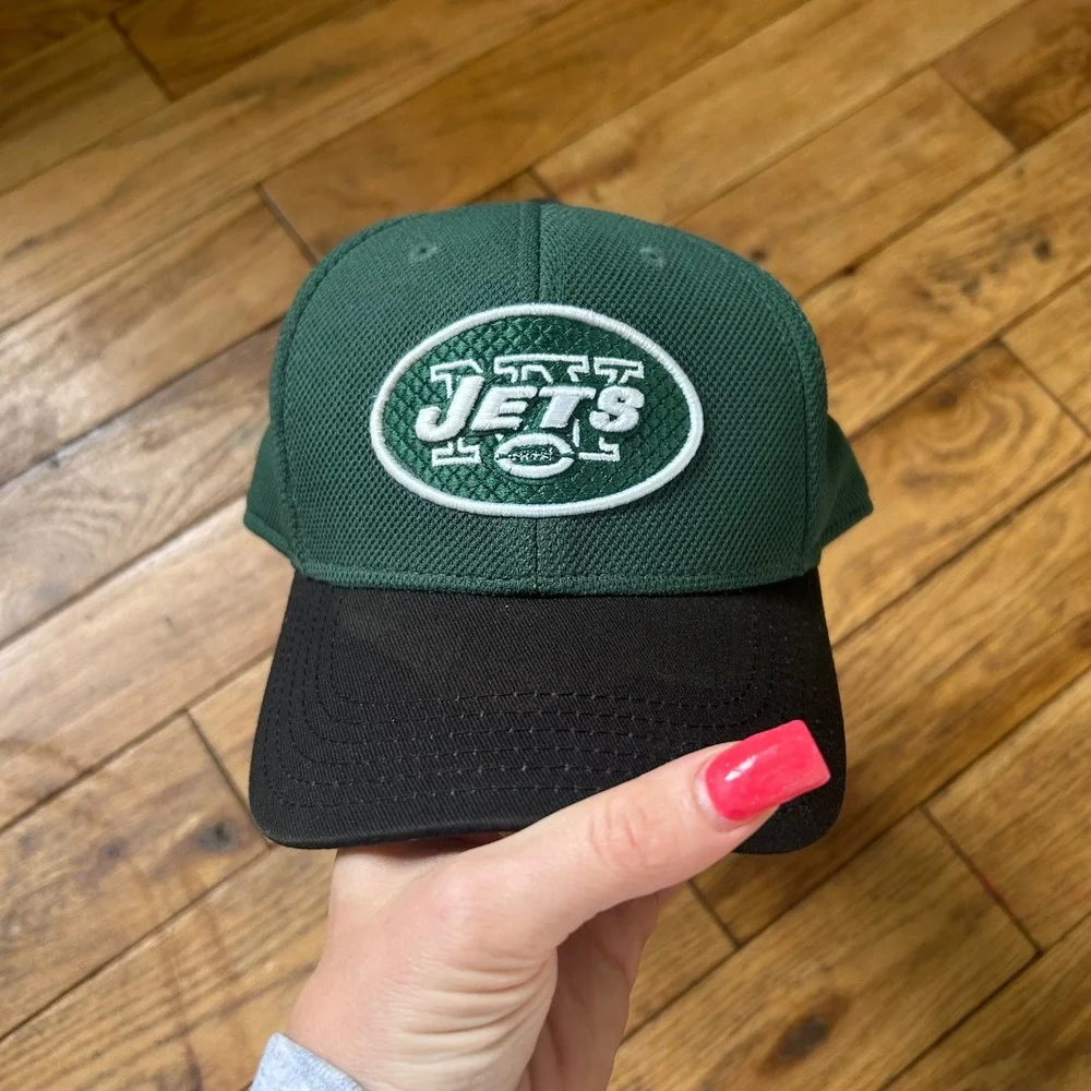 NFL Team Apparel Youth New York Jets Snapback Hat Green Black Embroidered Cap